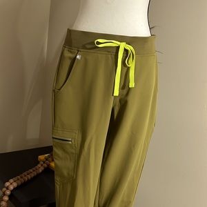 Figs jogger scrub pants